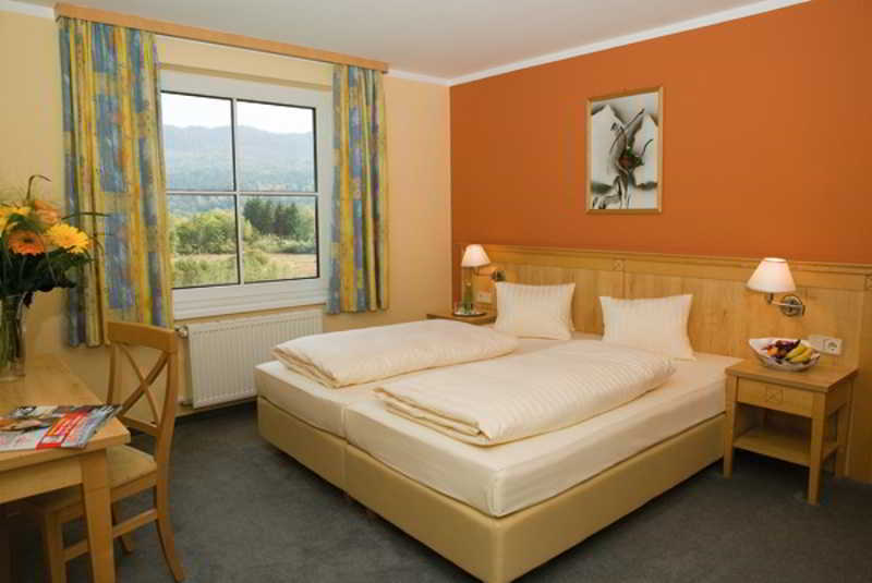 Sonnenhotel Hafnersee Keutschach am See Εξωτερικό φωτογραφία